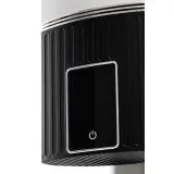 Renato R-3001 gövdesindeki ekranlı panel ve açma-kapama tuşu